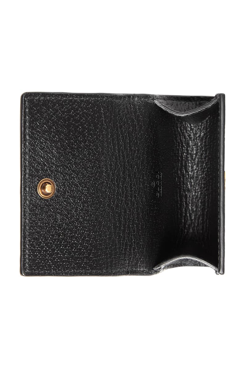 Gucci Apple AirPods Case AirPods Pro Mini Neck Pouch Box Accessory Tech Technology GG Marmont Carry Black Leather Gold Hardware Luxury Present Gift Guide Christmas 2020 Holiday Earphones
