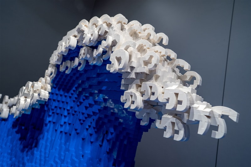 Japanese LEGO Master Recreates Hokusai 'The Great Wave off Kanagawa' Japan Edo-period art Hokusai's ukiyo-e print toys Osaka 