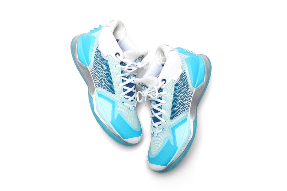 Kawhi Leonard Christmas Shoes 2021 New Balance Kawhi Christmas Collection Release Info Hypebeast Kawhi Leonard Christmas Shoes 2021 New Balance Kawhi Christmas Collection Release Info Hypebeast