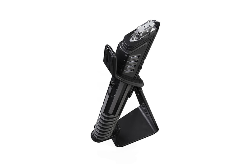 star wars mandalorian darksaber pre order release info lightsaber toy the black series fx elite