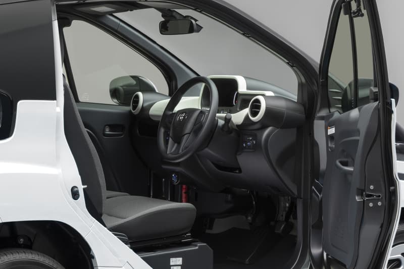 toyota electric cars vehicles c pod two seater japan domestic urban commuting battery