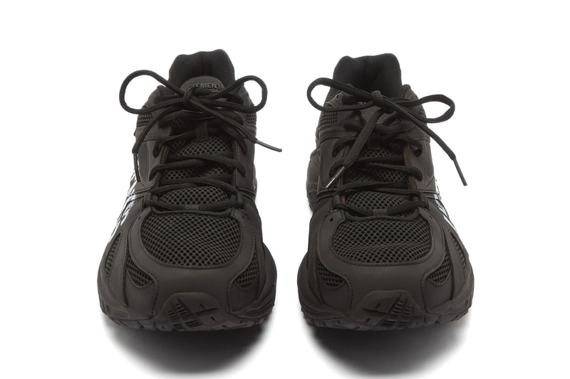 Vetements x Reebok Spike Runner 200 Artisanal Logo Handpainted Branded Guram Gvasalia Mesh Rubber Trainer Sneaker Footwear Luxury Performance OG DMX Ride