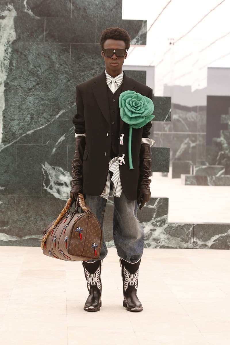 Louis Vuitton Men's Fall/Winter 2021 Runway Show Collection Virgil Abloh Men Artistic Director FW21 Ebonics / Snake Oil / The Black Box / Mirror, Mirror menswear fw21