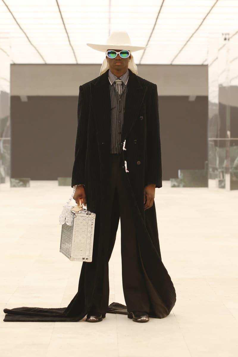 Louis Vuitton Men's Fall/Winter 2021 Runway Show Collection Virgil Abloh Men Artistic Director FW21 Ebonics / Snake Oil / The Black Box / Mirror, Mirror menswear fw21