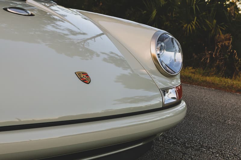 1989 Porsche 911 Reimagined by Singer Vehicle Design 964 Retro Restomod Modified Custom Built Client Car For Sale RM Sotheby's Luxury Californian German Automotive Sportscar 4 Liter Flat Six Engine Carbon Fiber Rare Unique One-Off