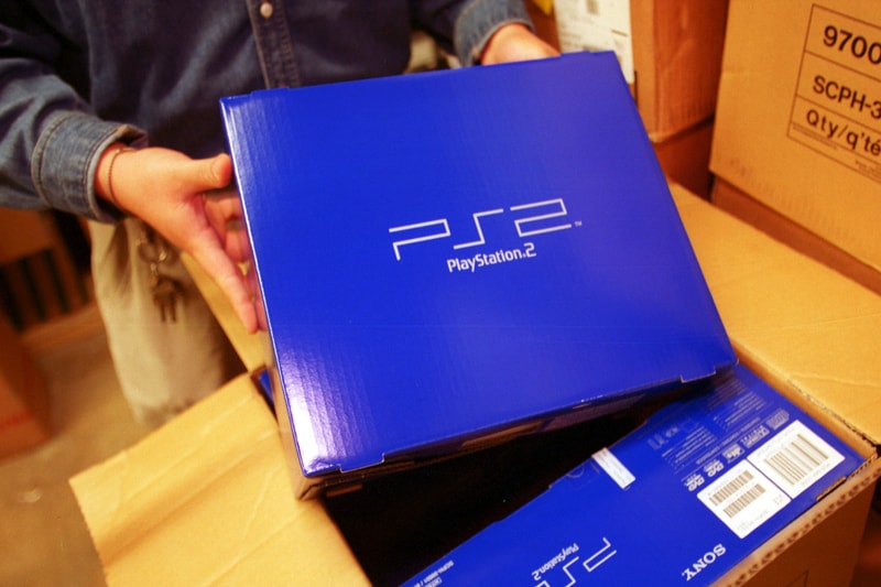 ShopGoodWill 912lbs Old PlayStation Auction  sale news retro gaming donation vintage nostalgia second hand bulk order Gaylord shipping box 
