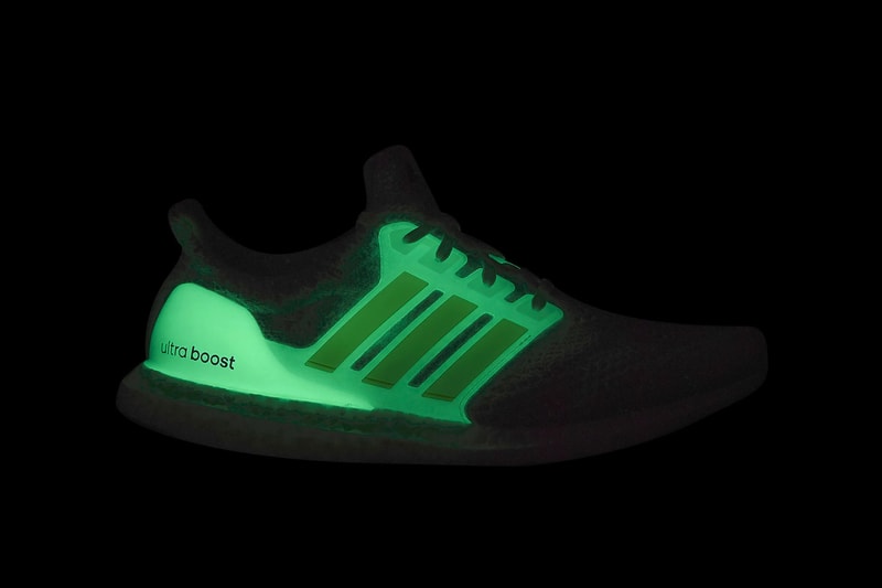 adidas running ultraboost 5 0 dna glow in the dark cloud white signal green dash grey G58753 official release date info photos price store list buying guide