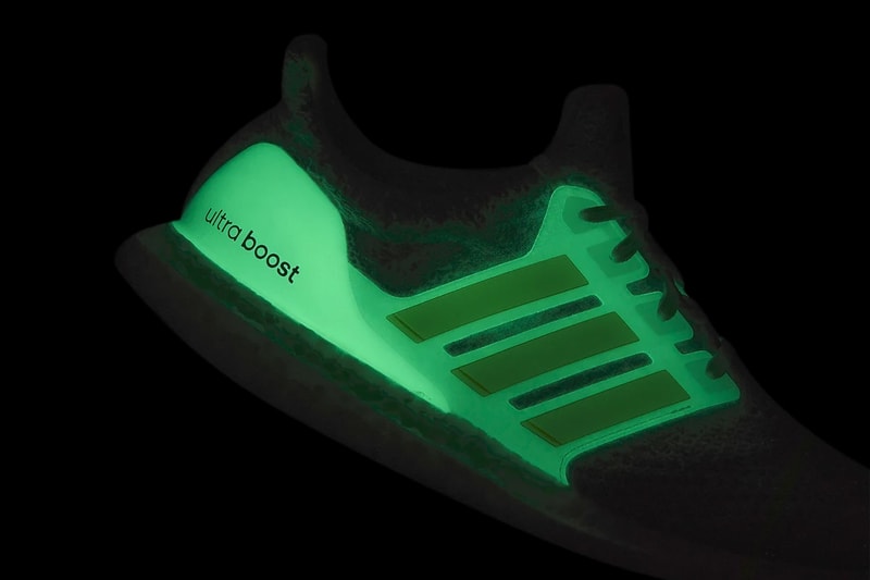 adidas running ultraboost 5 0 dna glow in the dark cloud white signal green dash grey G58753 official release date info photos price store list buying guide