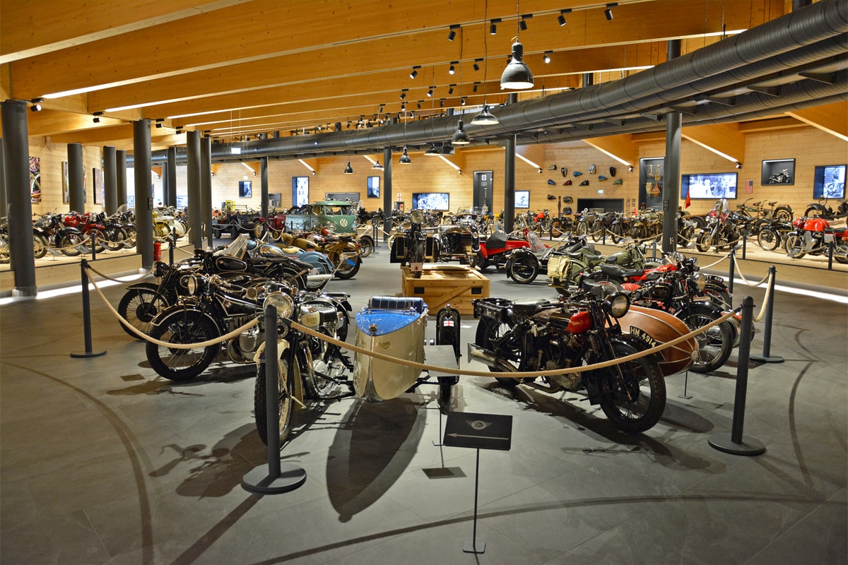 austria top mountain crosspoint museum fire vintage motorcycles 230 cars damage destroyed