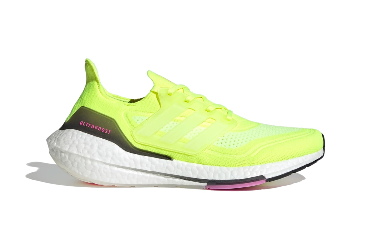 best sneaker footwear drops releases january 2021 week 4 official release date info photos price store list buying guide adidas running ultraboost 21 Maison Margiela Reebok Classic Leather Tabi Bianchetto nike sportswear dunk low firecracker air michael jordan brand 9 university gold salehe bembury anta sb 01 02 mizuno wave prophecy Hajime Sorayama puma dreamer 2 j cole january 28 blondey mccoy see through superstar schwartz tint stussy force 1 low paperboy paris 992