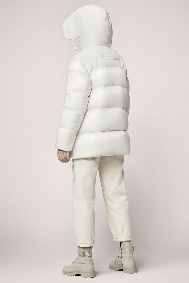 white canada goose puffer