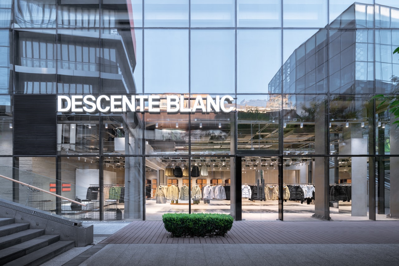 Descente BLANC Beijing Boutique Schemata Architects design interior store address 