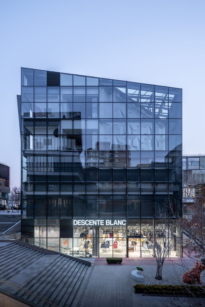 Descente BLANC Beijing Boutique Schemata Architects design interior store address 