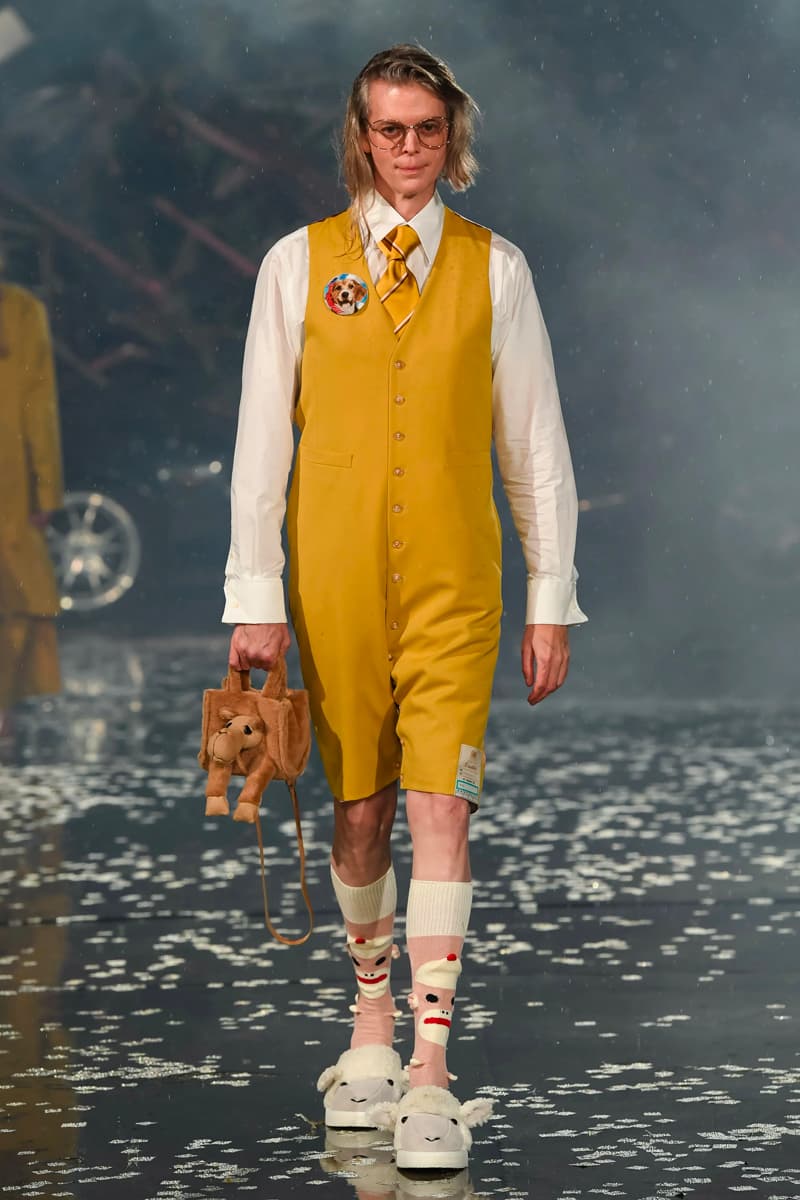 doublet Fall 2021 Runway menswear streetwear f21 collection tokyo japanese fashion week Masayuki Ino shirts jackets coats pants trousers denim overalls stuffed animals info