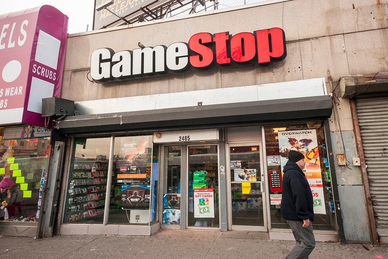 GameStop Stock Price All Time High surprising short investors amateur trading social media sony micrsoft nintendo products xbox ps5 playstation 5 info