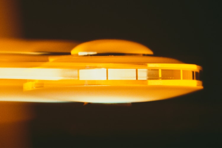 Harvard Professor Claims Alien Technology Came to Earth in 2017