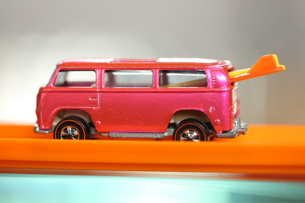Hot Wheels Pink Beach Bomb Volkswagen Toy Car Bruce Pascal Memorabilia Mattel $150K USD