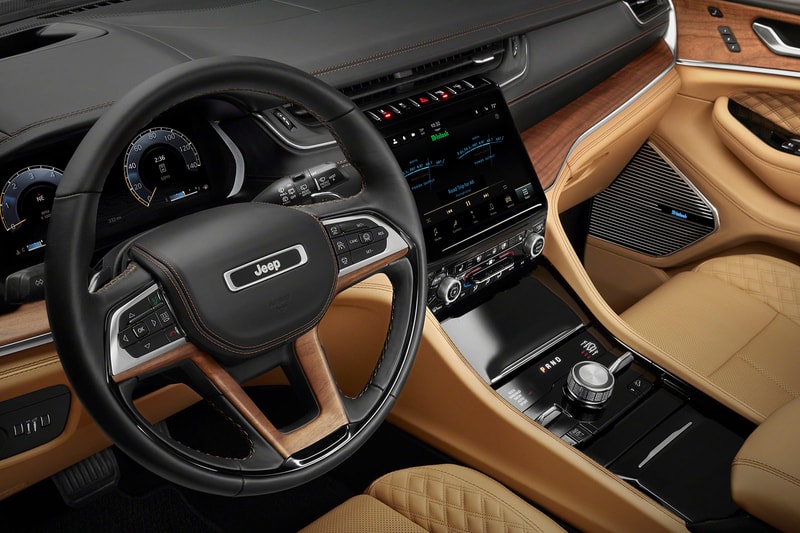 JEEP Unveils Its Premium Grand Cherokee L With a Third Row SUVs cars McIntosh Labs family trucks 4x4 JEEPS large 2021 American auto
