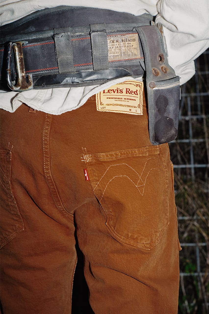 levis red