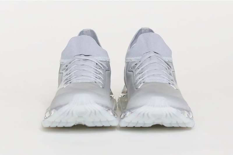 Mizuno Taps Hajime Sorayama Wave Prophecy Sorayama Sneakers Shoes Runners Athletic Shoes Design Contemporary artist Sexy Robot Infinity wave 