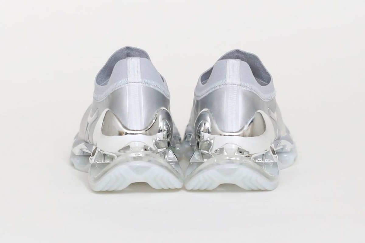 best sneaker footwear drops releases january 2021 week 4 official release date info photos price store list buying guide adidas running ultraboost 21 Maison Margiela Reebok Classic Leather Tabi Bianchetto nike sportswear dunk low firecracker air michael jordan brand 9 university gold salehe bembury anta sb 01 02 mizuno wave prophecy Hajime Sorayama puma dreamer 2 j cole january 28 blondey mccoy see through superstar schwartz tint stussy force 1 low paperboy paris 992