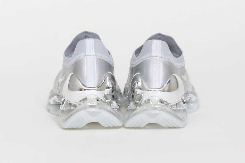 Mizuno Taps Hajime Sorayama Wave Prophecy Sorayama Sneakers Shoes Runners Athletic Shoes Design Contemporary artist Sexy Robot Infinity wave 
