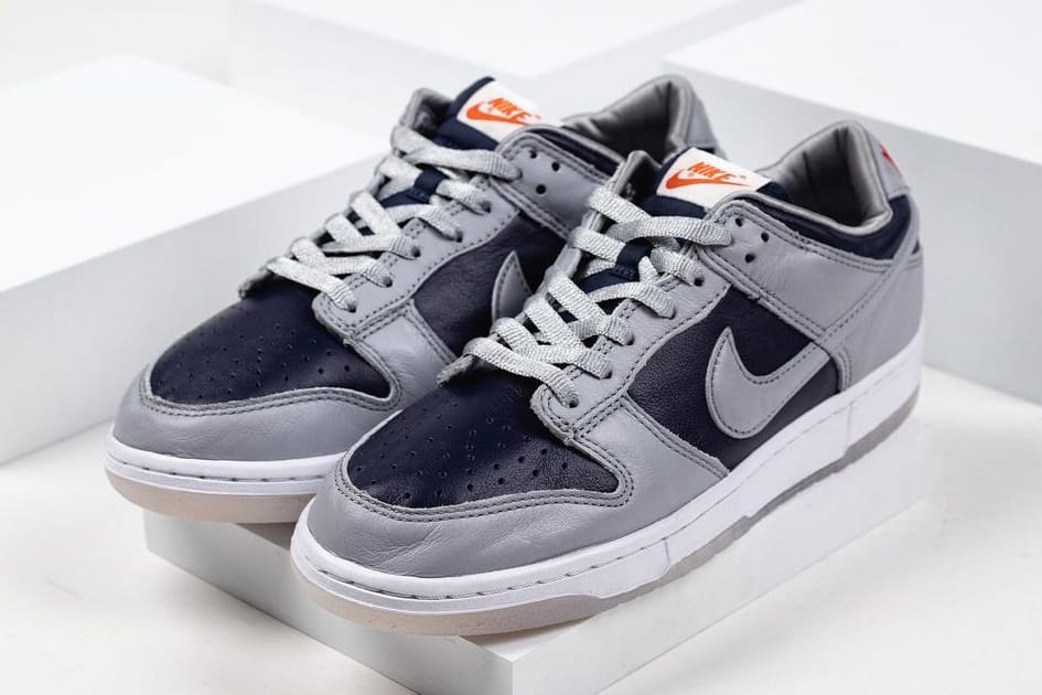 grey and navy dunks