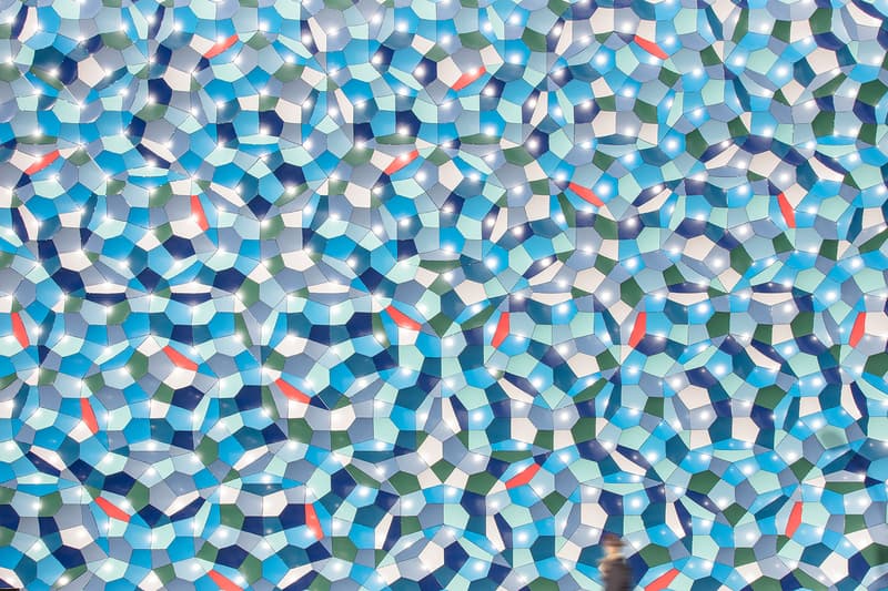 olafur eliasson atmospheric wave wall installation eq office