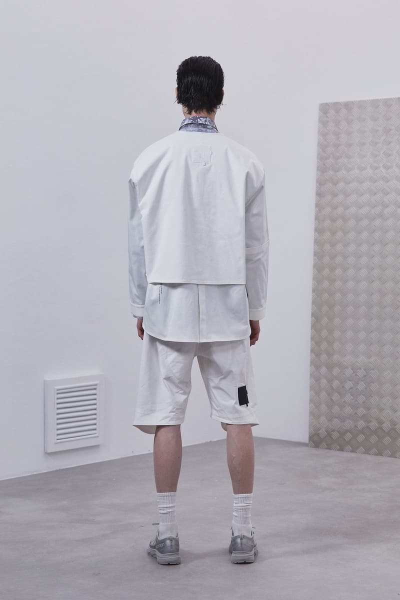 ROARINGWILD Returns to Basics Colors for SS21 "ECHO CHAMBER" spring/summer 2021 lookbook chinese streetwear brand black grey white