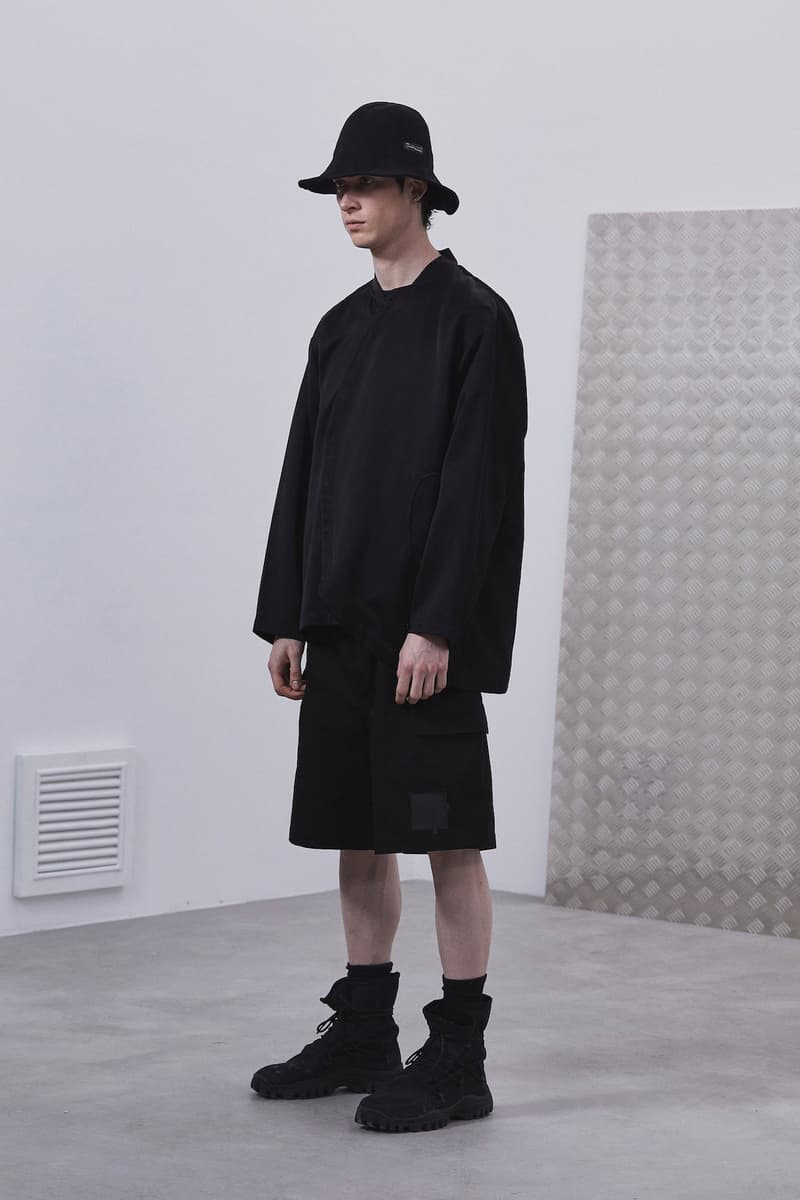 ROARINGWILD Returns to Basics Colors for SS21 "ECHO CHAMBER" spring/summer 2021 lookbook chinese streetwear brand black grey white