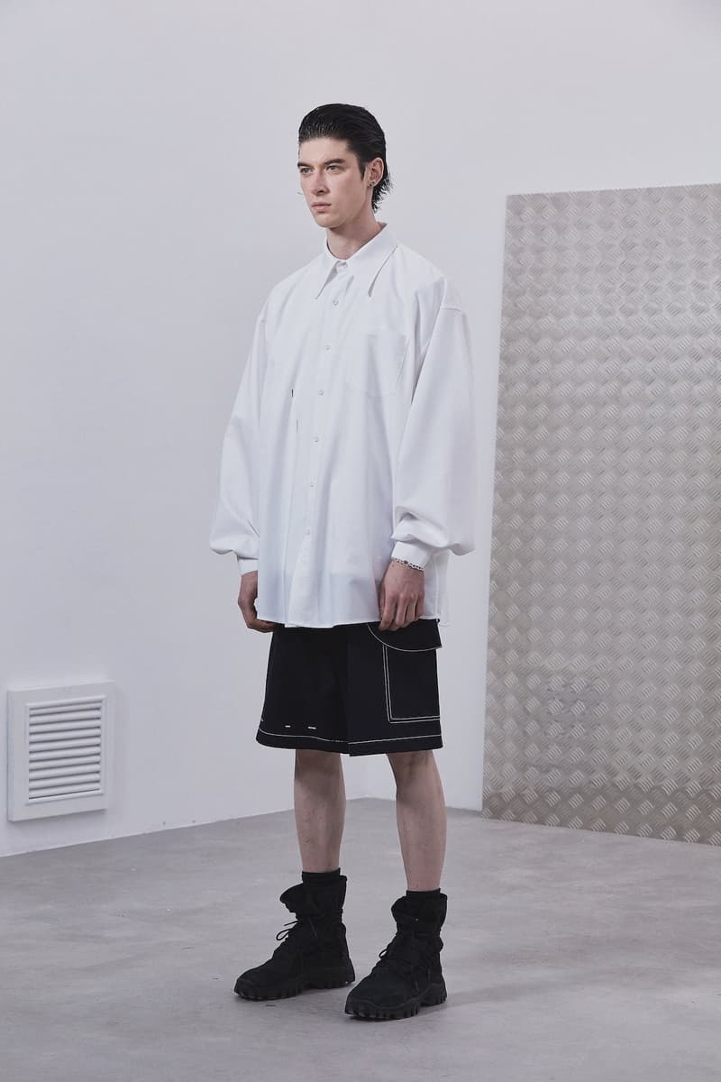 ROARINGWILD Returns to Basics Colors for SS21 "ECHO CHAMBER" spring/summer 2021 lookbook chinese streetwear brand black grey white