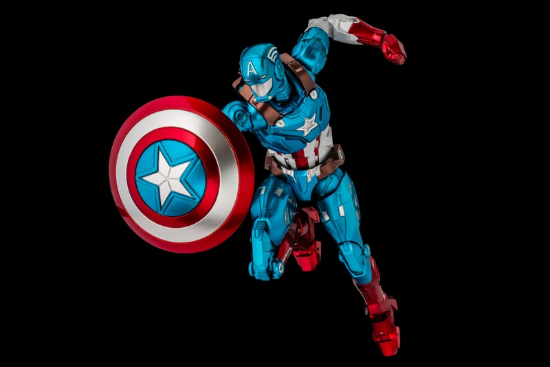 Sentinel Fighting Armor marvel captain America figure  Collectible Figures tony stark Iron Man comics comic books avengers super heroes Japan 