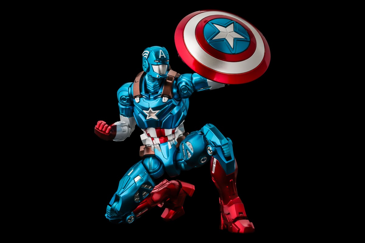 Sentinel Fighting Armor marvel captain America figure  Collectible Figures tony stark Iron Man comics comic books avengers super heroes Japan 