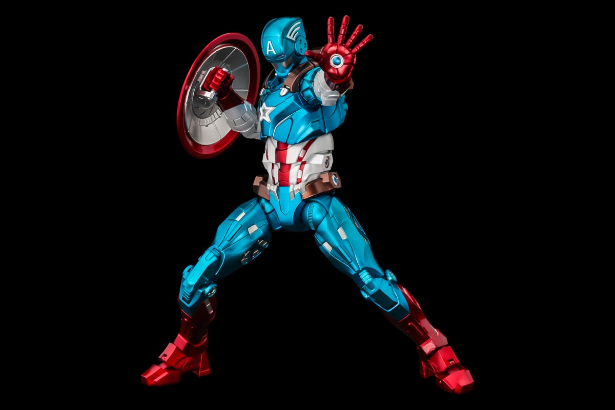 Sentinel Fighting Armor marvel captain America figure  Collectible Figures tony stark Iron Man comics comic books avengers super heroes Japan 