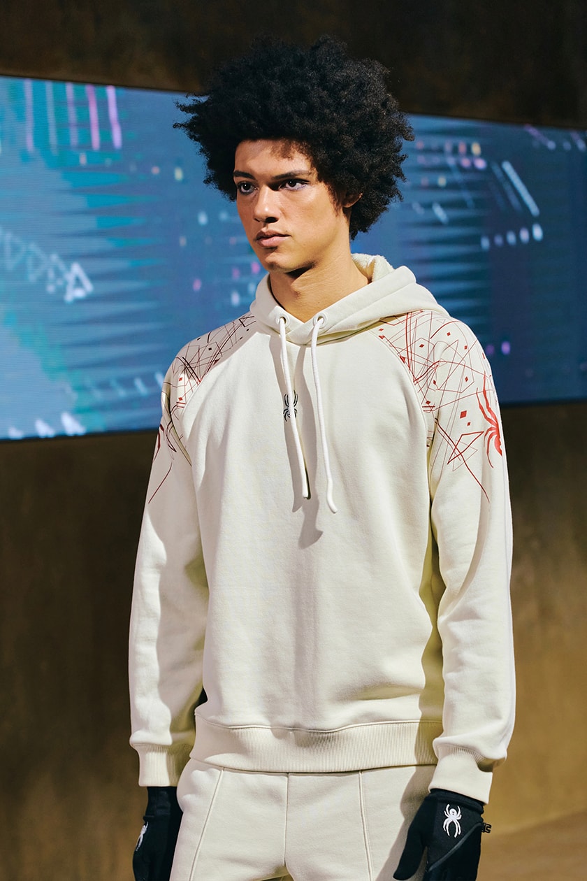 spyder fall winter 2021 collection sports milan fashion week graphic lines new era