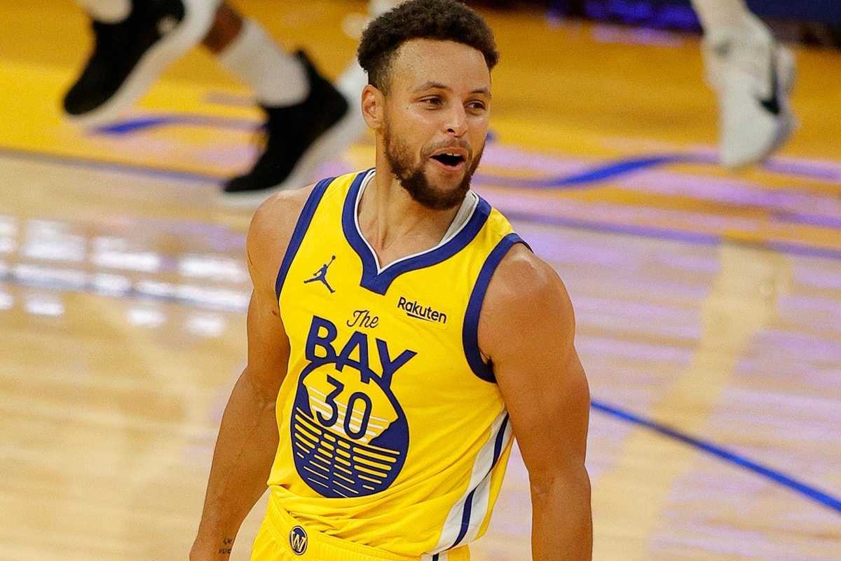Stephen Curry Sets Career High 62 Points NBA Golden State Warriors Basketball Historical 