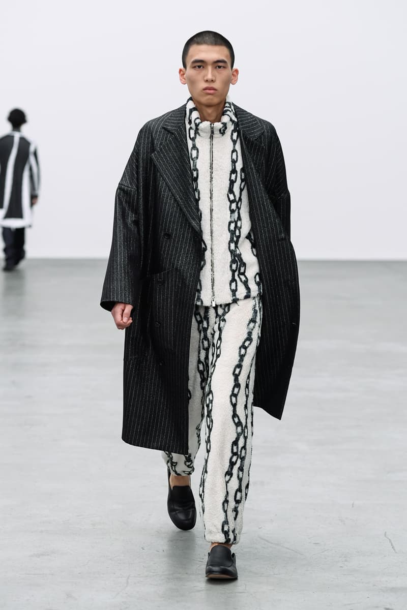 sulvam Fall/Winter 2021 Collection Lookbook fw21 japan teppei fujita menswear paris fashion week pfw