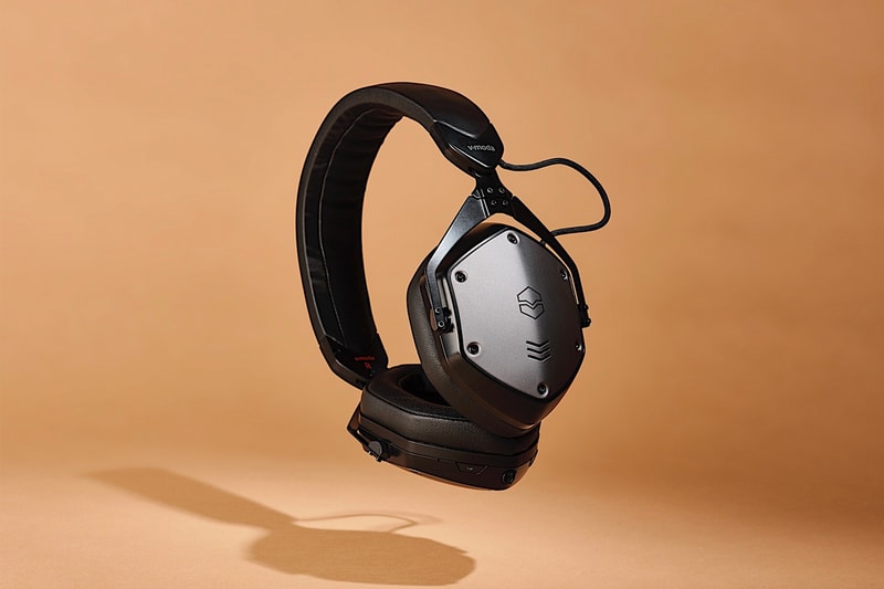 V-Moda Unveils First Noise Canceling Headphone Audiophile Roland Info Buy Price 