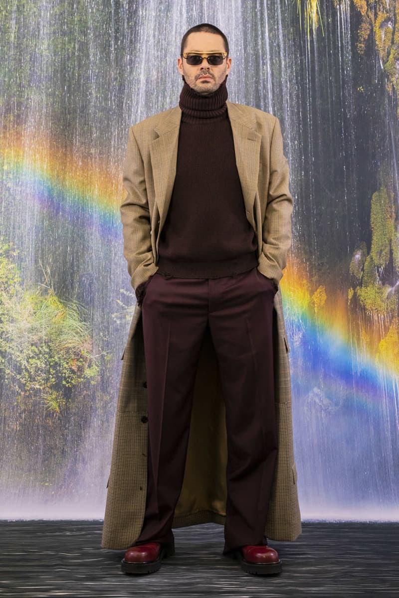 Vetements Fall/Winter 2021 Collection Lookbook fw21 runway show paris fashion week menswear womenswear demna guram gvasalia