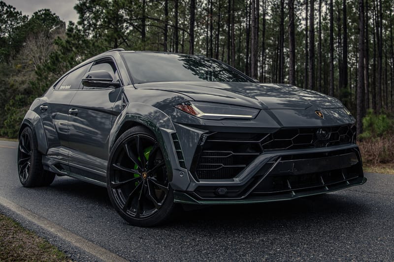 1016 Industries' Full Carbon Fiber Widebody Lamborghini Urus Is an 800HP Beast