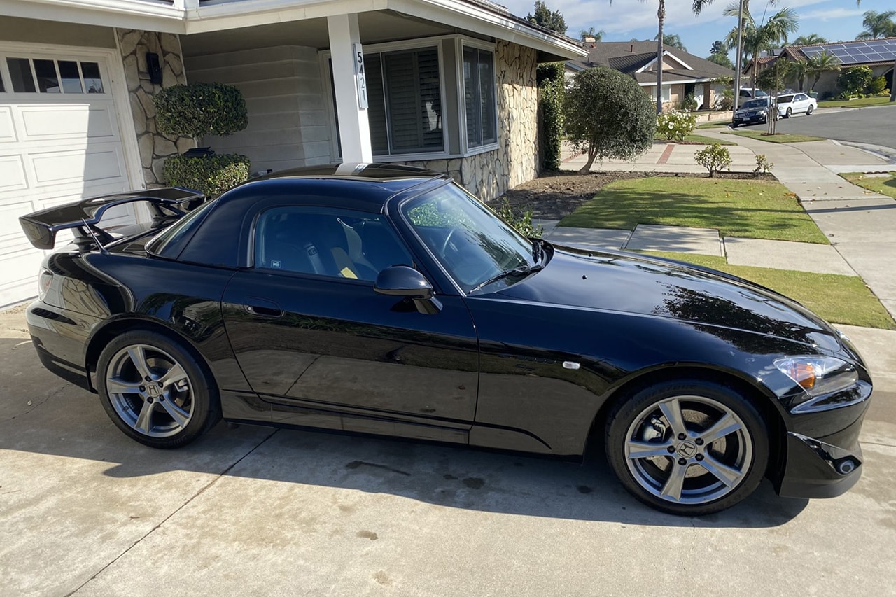 2009 Honda S2000 CR Club Racer 1-of-700 Limited Edition Japanese Sports Car JDM Bring a Trailer Auction VTEC $112,111 USD Fast Tuner Cars