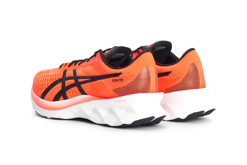 asics novablast tokyo