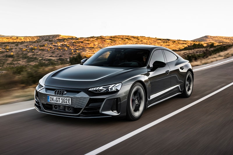 audi etron gt grand tourer rs upgrade trim global premiere debut unveiling electric cars battery 