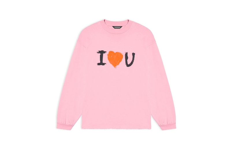 Heart Sweatshirt, Cute Valentines Day Shirt, Womens Valentine Crewneck –  Signature T-Shirtz