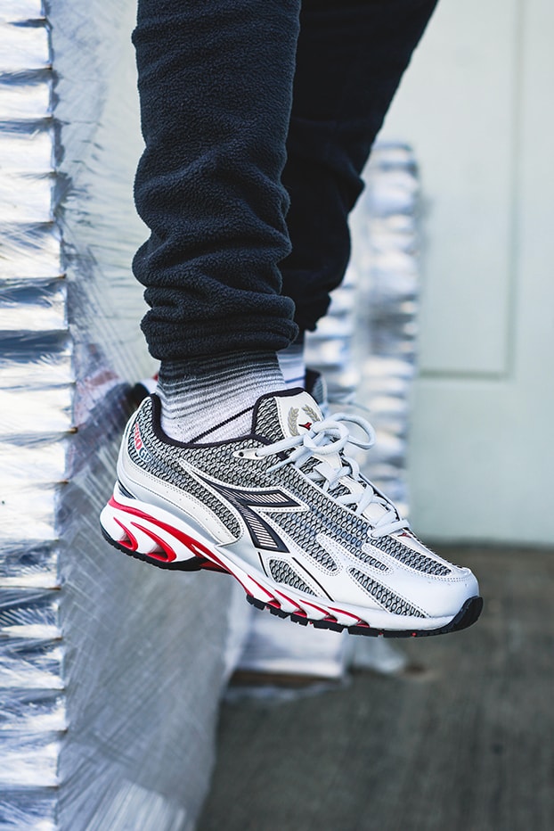 diadora mythos 280 running shoe silver red black white 600 pairs official release date info photos price store list buying guide