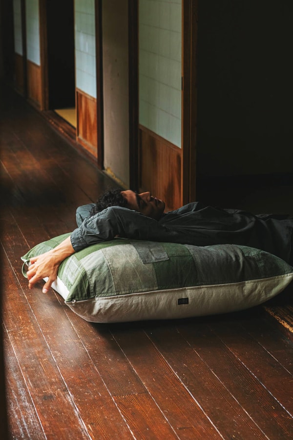 hobo Spring Summer 2021 Lookbook menswear streetwear ss21 collection accessories pouches bags sandals tote messenger towels socks info
