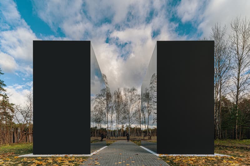 gregory orekhov black square mirrored sculpture moscow malevich park