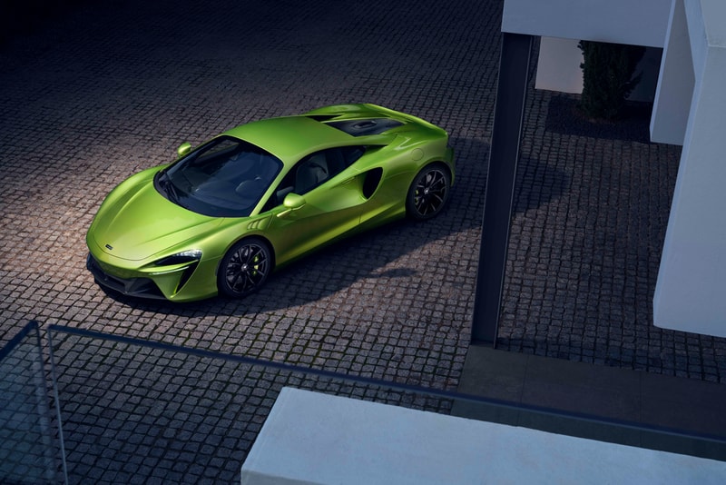 McLaren Artura V6 Hybrid Twin Turbo Hypercar Revealed First Look British Supercar Fast Speed Power Performance MPH 671 BHP Price $225,000 USD