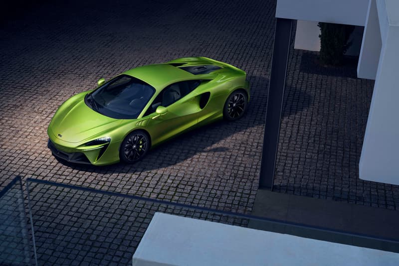 McLaren Artura V6 Hybrid Twin Turbo Hypercar Revealed First Look British Supercar Fast Speed Power Performance MPH 671 BHP Price $225,000 USD
