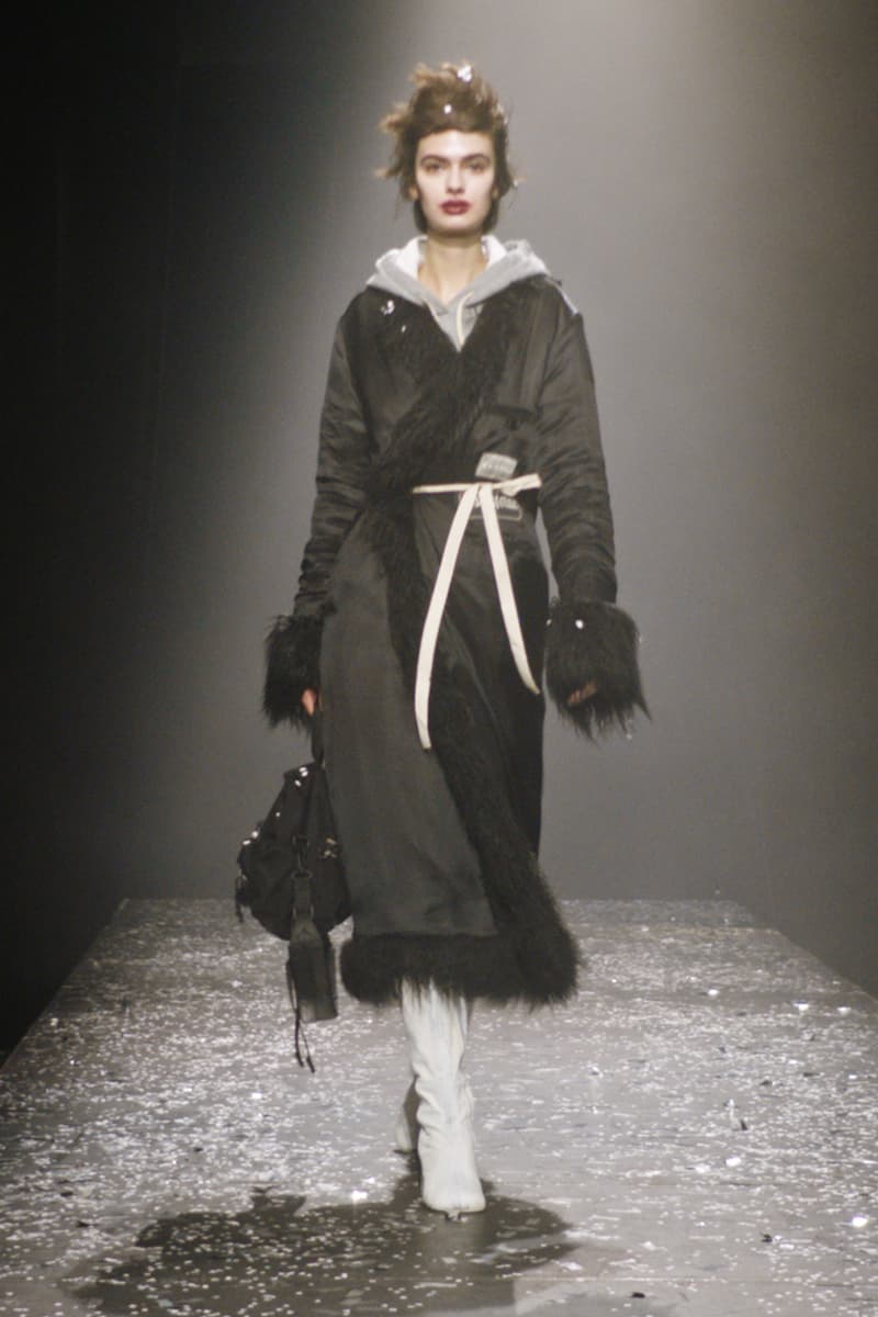 MM6 Maison Margiela Fall/Winter 2021 Collection runway lookbook fw21 menswear womenswear eastpak collaboration tabi boot reebok